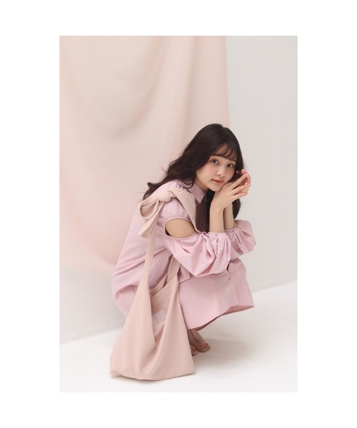 muguet(ミュゲ)の「open shoulder shirt onepiece(シャツワンピース・レディース・ピンク/ストライプ・FREE)」の3枚目の写真