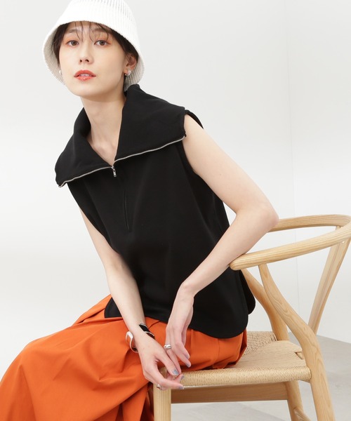 N.(N. Natural Beauty Basic)(エヌエヌナチュラルビューティーベーシック)の「◆ハーフZIPカットソー(Tシャツ/カットソー・レディース・ブラック/ライトグリーン/オフホワイト・MEDIUM)」の2枚目の写真