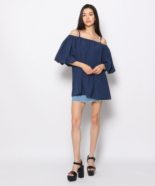 FOREVER 21(フォーエバー トゥエンティーワン)の「オフショルパフチュニック(チュニック・レディース・パープル/ネイビー/オフホワイト・FREE)」の13枚目の写真