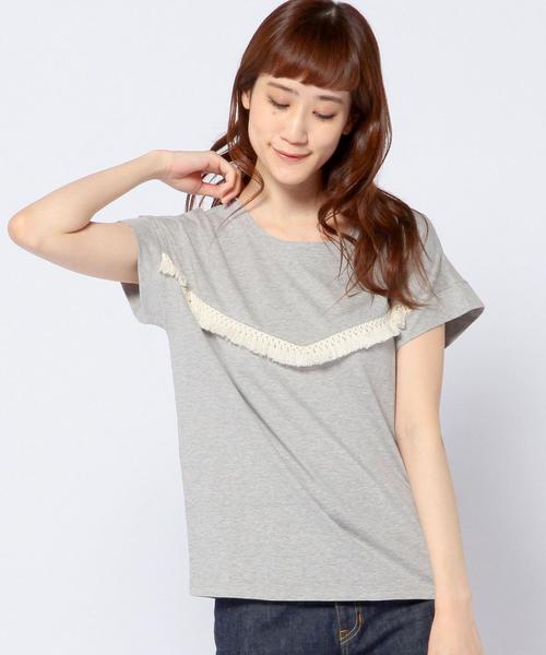 Another Edition(アナザーエディション)の「 フリンジテープショートスリーブ/AEBC フリンジTAPE SSL◆(Tシャツ/カットソー・レディース・ライトグレー/ナチュラル・フリー)」の1枚目の写真