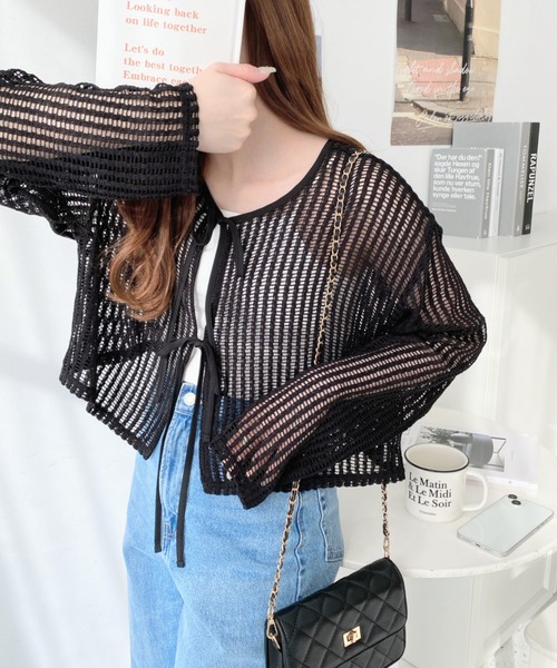 未使用　d.i.a. メッシュショート丈トップス moment+（モーメントプラス）の「【累計販売枚数2万枚突破！】前後