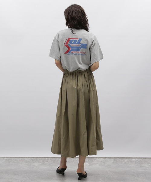 LAKOLE(ラコレ)の「タイプライターフレアスカート / 963210(スカート・レディース・ベージュ/ブラック/カーキ・SMALL/MEDIUM)」の5枚目の写真