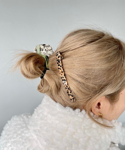 SANSeLF（サンセルフ）の「Se long hair clip【SANSeLF】sana23a005（バレッタ/ヘアクリップ・レディース・ブルー/パープル/オレンジ/ブラウン/ベージュ・FREE）」の15枚目の写真