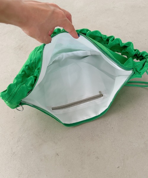 CLEA（クレア）の「ナイロンドローコードショルダーバッグ（ショルダーバッグ・レディース・アイボリー/ピンク/ブラック/グリーン・FREE）」の13枚目の写真