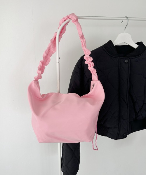 CLEA（クレア）の「ナイロンドローコードショルダーバッグ（ショルダーバッグ・レディース・アイボリー/ピンク/ブラック/グリーン・FREE）」の15枚目の写真