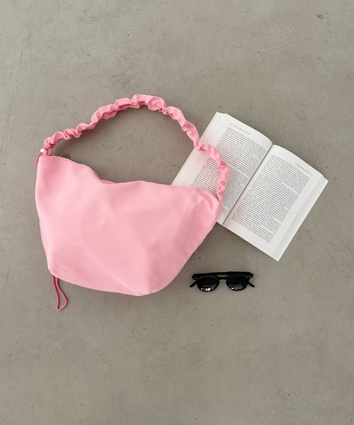 CLEA（クレア）の「ナイロンドローコードショルダーバッグ（ショルダーバッグ・レディース・アイボリー/ピンク/ブラック/グリーン・FREE）」の16枚目の写真