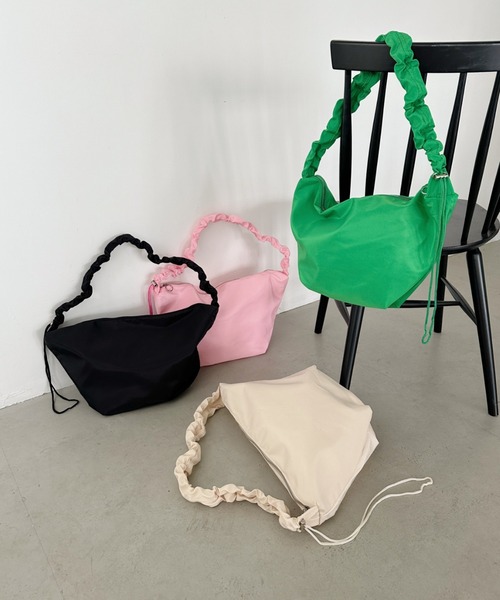 CLEA（クレア）の「ナイロンドローコードショルダーバッグ（ショルダーバッグ・レディース・アイボリー/ピンク/ブラック/グリーン・FREE）」の20枚目の写真