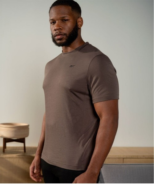 Reebok（リーボック）の「ストレングス アスリート Tシャツ / STRENGTH Athlete Tee（Tシャツ/カットソー・メンズ・ブラック/ブルーグレー/アーミー・LARGE/MEDIUM/SMALL/XX-LARGE/X-LARGE/X-SMALL）」の3枚目の写真