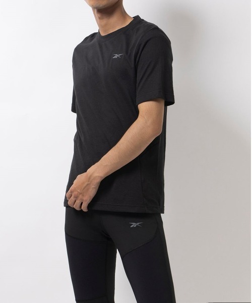 Reebok（リーボック）の「ストレングス アスリート Tシャツ / STRENGTH Athlete Tee（Tシャツ/カットソー・メンズ・ブラック/ブルーグレー/アーミー・LARGE/MEDIUM/SMALL/XX-LARGE/X-LARGE/X-SMALL）」の2枚目の写真