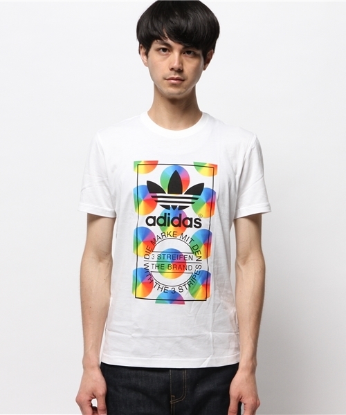 adidas（アディダス）の「オリジナルス　Tシャツ[MULTI COLOR TEE]（Tシャツ/カットソー・メンズ・ホワイト/ネイビー・XX-LARGE/X-SMALL/LARGE/XXX-LARGE/SMALL/MEDIUM/X-LARGE）」の8枚目の写真