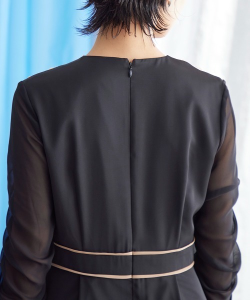 Callarus（カラルス）の「【販売終了】〔Callarus〕【結婚式・お呼ばれ・パーティー・オケージョンドレス】ジャガード切替袖シャーリングデザインワンピースドレス｜大きいサイズ有（ドレス・レディース・ブラック系/ネイビー系・M/LL/L/3L/4L/5L）」の12枚目の写真