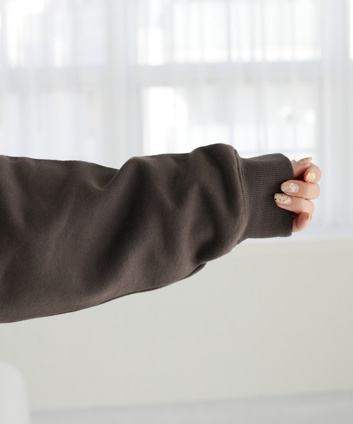 DISCOAT（ディスコート）の「【ユニセックス】モンタナグラフィックプリントスウェット（スウェット・レディース・チャコールグレー/ブラウン/ライトベージュ・FREE）」の14枚目の写真