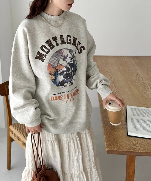 DISCOAT（ディスコート）の「【ユニセックス】モンタナグラフィックプリントスウェット（スウェット・レディース・チャコールグレー/ブラウン/ライトベージュ・FREE）」の15枚目の写真