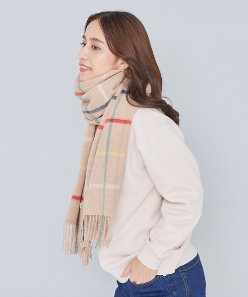 Arnold Palmer（アーノルドパーマー）の「パーマーチェック 大判マフラー（マフラー・レディース・ベージュ/ネイビー・F）」の10枚目の写真