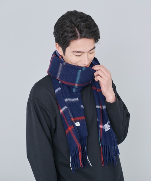 Arnold Palmer（アーノルドパーマー）の「パーマーチェック 大判マフラー（マフラー・レディース・ベージュ/ネイビー・F）」の12枚目の写真