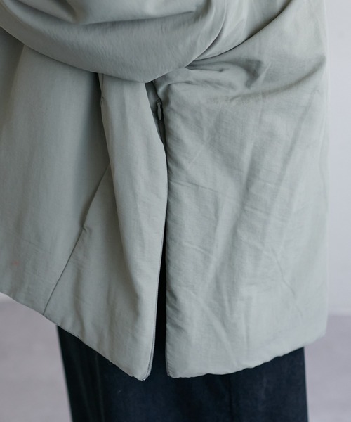 DISCOAT（ディスコート）の「【リバイバル/WEB限定】ノーカラー中綿ジャケット（ダウンジャケット/コート・レディース・ブラック/カーキ/アイボリー・FREE）」の11枚目の写真