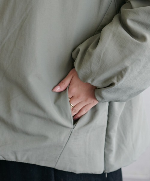 DISCOAT（ディスコート）の「【リバイバル/WEB限定】ノーカラー中綿ジャケット（ダウンジャケット/コート・レディース・ブラック/カーキ/アイボリー・FREE）」の13枚目の写真