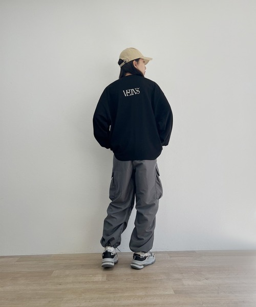 ISOOK(アイスー)の「【ISOOK / アイスー】ルーズカーゴパンツ / ドローコードパンツ パラシュートパンツ ZOZOTOWN限定(カーゴパンツ・レディース・バーガンディー/チャコールグレー・FREE)」の8枚目の写真