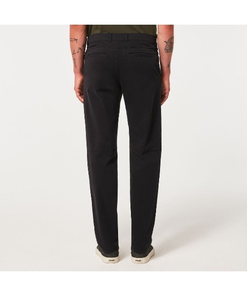 OAKLEY(オークリー)の「オークリー ALLDAY CHINO PANT /チノパンツ/LIFESTYLE ライフスタイル/OAKLEY(チノパンツ・メンズ・ブラック・30/32/34)」の8枚目の写真