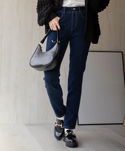 NAVY(ネイビー)の「NAVY あったか 裏起毛 スキニーパンツ(その他パンツ・レディース・ダークインディゴブルー/ブラック/カーキ/ベージュ系その他/ワンウォッシュ・M/S/XL/L)」の5枚目の写真