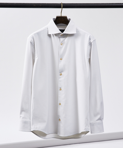 ABAHOUSE（アバハウス）の「【FLEX SHIRTS / Dry Moment使用】シャークスキン柄 長袖シャツ（シャツ/ブラウス・メンズ・ダークネイビー/オフホワイト・44/50/46/48）」の3枚目の写真