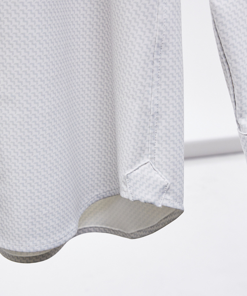 ABAHOUSE（アバハウス）の「【FLEX SHIRTS / Dry Moment使用】シャークスキン柄 長袖シャツ（シャツ/ブラウス・メンズ・ダークネイビー/オフホワイト・44/50/46/48）」の7枚目の写真