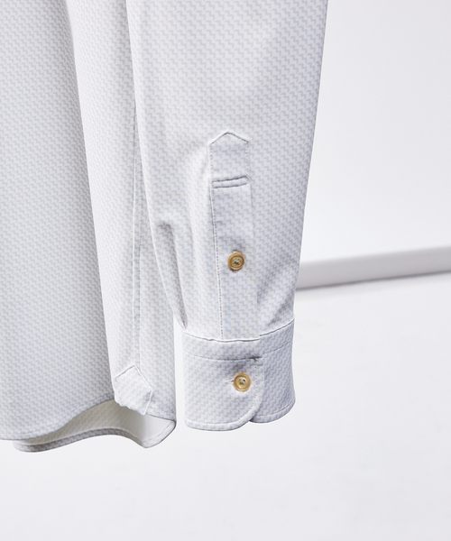 ABAHOUSE（アバハウス）の「【FLEX SHIRTS / Dry Moment使用】シャークスキン柄 長袖シャツ（シャツ/ブラウス・メンズ・ダークネイビー/オフホワイト・44/50/46/48）」の8枚目の写真