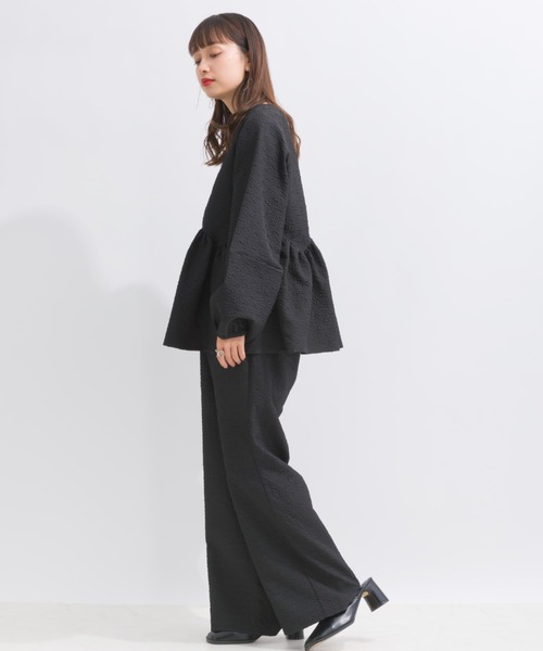 terrace(テラス)の「フクレジャガードぺプラムブラウス(シャツ/ブラウス・レディース・ベージュ/サックスブルー/ブラック/オフホワイト・MEDIUM)」の10枚目の写真