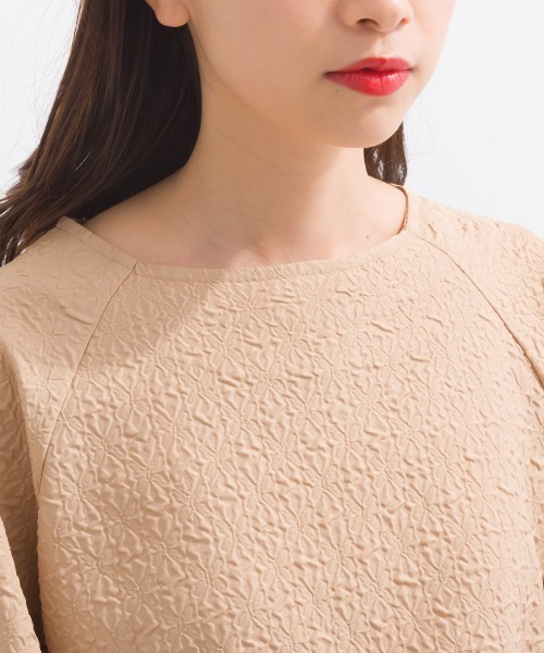 terrace(テラス)の「フクレジャガードぺプラムブラウス(シャツ/ブラウス・レディース・ベージュ/サックスブルー/ブラック/オフホワイト・MEDIUM)」の14枚目の写真