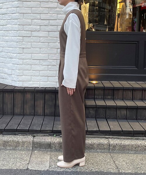 fredy emue（フレディエミュ）の「金釦ウールライクタック