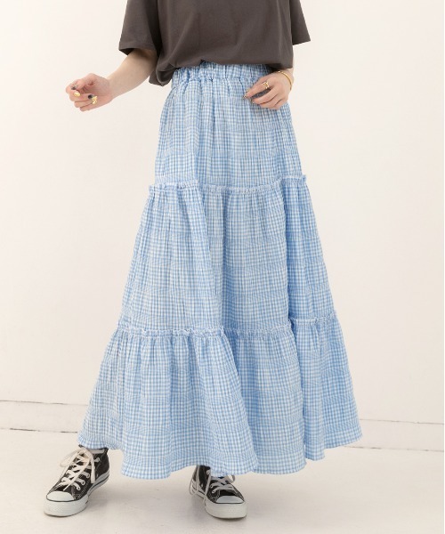 ad thie（アドティエ）の「ギンガムチェック・ワッシャー加工 ロングティアードスカート（スカート・レディース・ライトブルー/ブラック・FREE）」の2枚目の写真