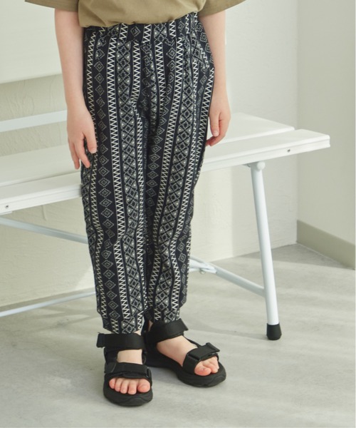 pairmanon（ペアマノン）の「【しなやかストレッチ】ユニセックス 無地 総柄 サルエルパンツ（その他パンツ・キッズ・ライトホワイト/ブラック/ライトグレー/チャコールグレー/その他/ブラック系その他/グレー系その他/ブラウン系その他/ベージュ系その他/グリーン系その他/ホワイト系その他/ホワイト系その他2/ホワイト系その他3/グレー系その他2/ブラウン系その他2/ベージュ系その他2/ストライプ/ドット/チェック/ライトベージュ/ブラック系その他2/ブラウン/テラコッタ/ブラウン系その他3/グリーン系その他2/グリーン系その他3/グレー系その他3/ブラウン系その他4/ベージュ系その他3/ホワイト系その他4/ブラック系その他3/ブルー系その他・90/100/110/120/80/130）」の13枚目の写真