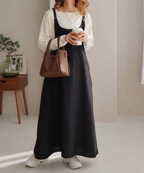 Social GIRL(ソーシャルガール)の「キャミフレアワンピース(ワンピース・レディース・ブラック/アイボリー/モカ・M)」の4枚目の写真