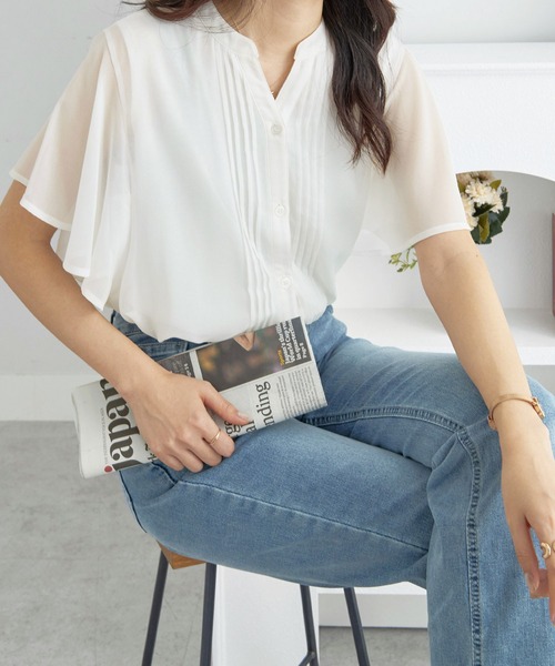 alotta(アロッタ)の「インナー付ピンタックデザインブラウス(シャツ/ブラウス・レディース・ベビーピンク/ブラック/ホワイト/グレイッシュベージュ/ネイビー/ブラック×ホワイト・5L/4L/3L/M/L/LL)」の8枚目の写真