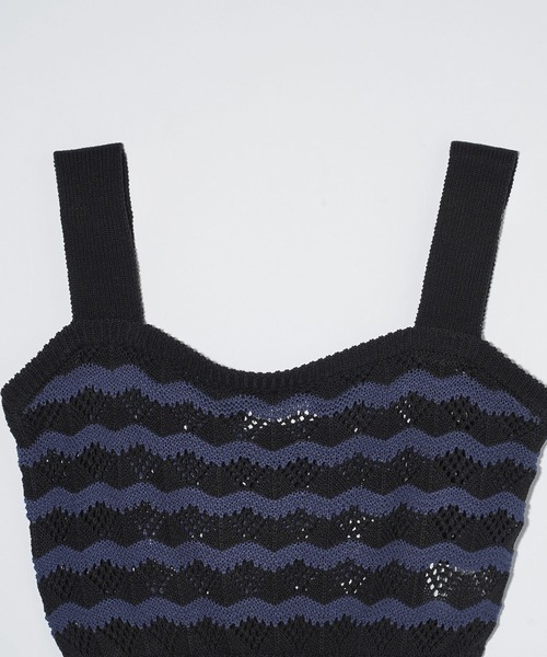 MILKFED.(ミルクフェド)の「WAVE PATTERN KNIT CAMISOLE(キャミソール・レディース・ブラック/レッド/ブラウン・ONE SIZE)」の5枚目の写真
