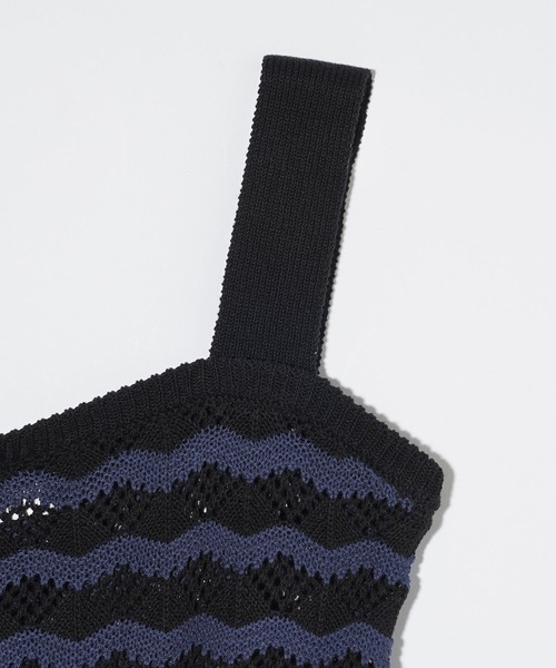 MILKFED.(ミルクフェド)の「WAVE PATTERN KNIT CAMISOLE(キャミソール・レディース・ブラック/レッド/ブラウン・ONE SIZE)」の6枚目の写真