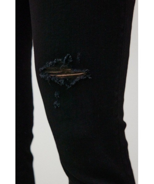 AZUL by moussy（アズールバイマウジー）の「AZUL DENIM クラッシュスキニー（デニムパンツ・メンズ・ライトブルー/ブラック・X-LARGE/X-SMALL）」の12枚目の写真