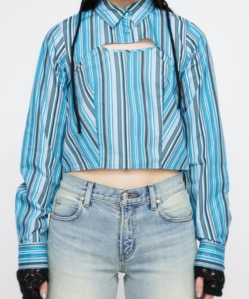 LAGUA GEM(ラグアジェム)の「RATHER SHORT シャツ(シャツ/ブラウス・レディース・イエロー/ブルー・FREE)」の3枚目の写真