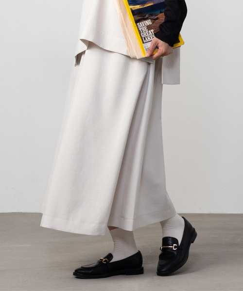 HusHusH（ハッシュアッシュ）の「HusHusH ハッシュアッシュ タックマキシスカート（スカート・レディース・ブルー系その他/アイボリー/ブラック・M/L）」の6枚目の写真