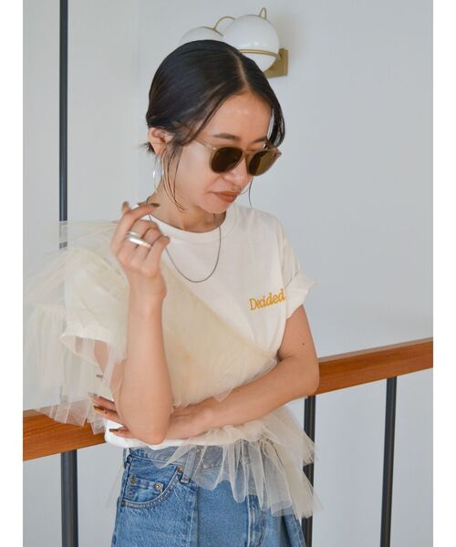 Ungrid（アングリッド）の「カラーエンブロイダリーTee（Tシャツ/カットソー・レディース・チャコールグレー/ピンク/イエロー/オフホワイト/オレンジ・FREE）」の8枚目の写真