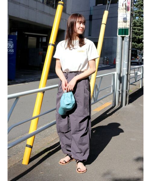 Ungrid（アングリッド）の「カラーエンブロイダリーTee（Tシャツ/カットソー・レディース・チャコールグレー/ピンク/イエロー/オフホワイト/オレンジ・FREE）」の22枚目の写真