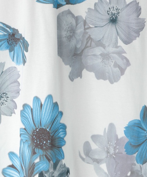 LOWRYS FARM(ローリーズファーム)の「フラワープリントTSS 106588(Tシャツ/カットソー・メンズ・ホワイト/ブラック/グレー・MEDIUM/LARGE)」の21枚目の写真