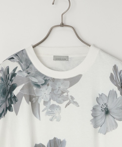 LOWRYS FARM(ローリーズファーム)の「フラワープリントTSS 106588(Tシャツ/カットソー・メンズ・ホワイト/ブラック/グレー・MEDIUM/LARGE)」の13枚目の写真