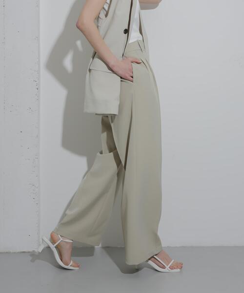 SENSE OF PLACE by URBAN RESEARCH（センスオブプレイスバイアーバンリサーチ）の「ワイドイージーパンツ（その他パンツ・レディース・ベージュ/ブラック/グレー・LARGE/MEDIUM/SMALL/X-SMALL/TALL）」の3枚目の写真