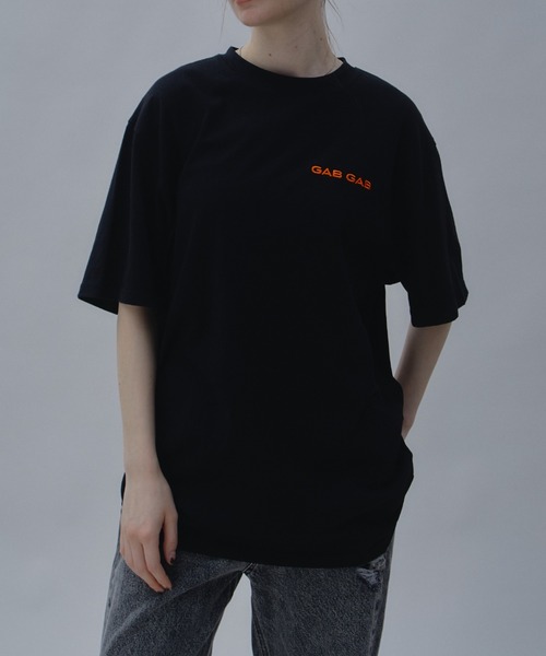 11010【美品・XLサイズ】プラダ☆刺繍ロゴ人気カラーtシャツ 黒