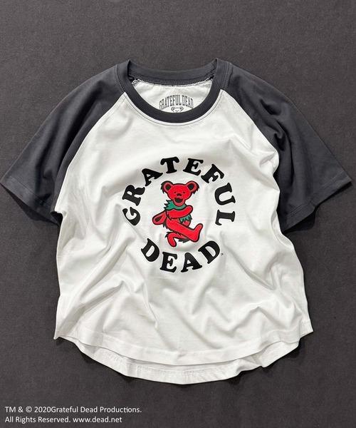 Grateful Dead(グレイトフルデッド)の「GRATEFUL DEAD グレイトフルデッド オーバーサイズ ヘム 半袖Tシャツ(Tシャツ/カットソー・キッズ・ベージュ/チャコール/ブラック/ホワイト系/オレンジ/パープル/ダークグリーン/オフホワイト/ホワイト系その他5/ホワイト系その他7/ホワイト系その他3/ホワイト系その他2/ホワイト系その他6/ホワイト系その他4・160cm/150cm/140cm/130cm/120cm/110cm)」の6枚目の写真
