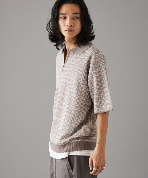 JOURNAL STANDARD（ジャーナルスタンダード）の「レトロモダンパターン ハーフジップニット（ポロシャツ・メンズ・ライトグレー/ブラック/ブルー系その他・MEDIUM/LARGE）」の4枚目の写真