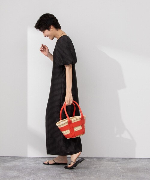 NOLLEY’S Sophi（ノーリーズソフィ）の「シアーボーダーワンピース（ワンピース・レディース・ブラック/オレンジ/キャメル・36/38）」の17枚目の写真