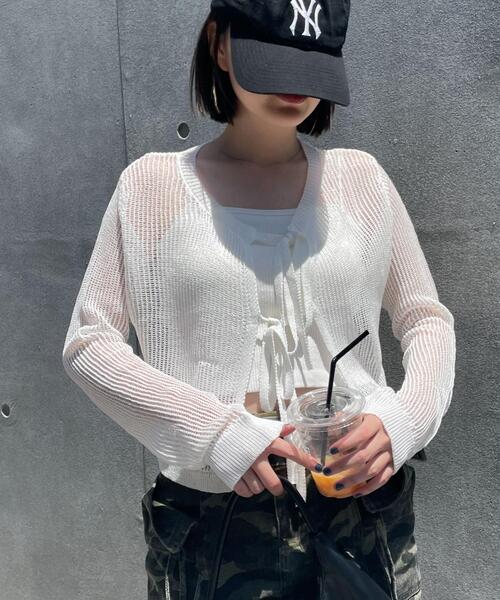 WEGO(ウィゴー)の「WEGO/スパンコールメッシュニットカーデ(カーディガン/ボレロ・レディース・ホワイト/ブラック・FREE)」の1枚目の写真