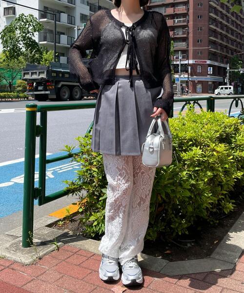 WEGO(ウィゴー)の「WEGO/スパンコールメッシュニットカーデ(カーディガン/ボレロ・レディース・ホワイト/ブラック・FREE)」の4枚目の写真